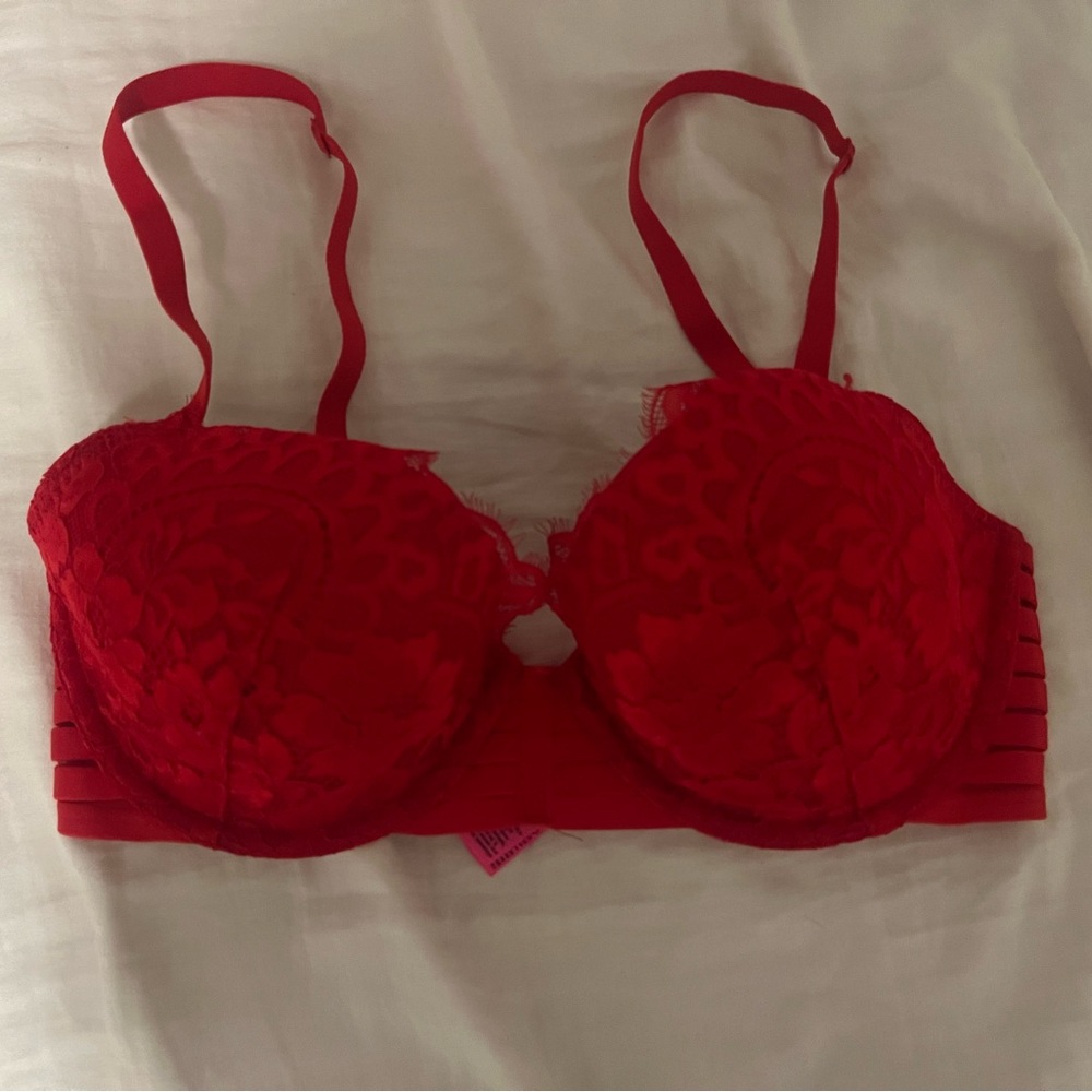 SEXY RED PUSH UP BRA